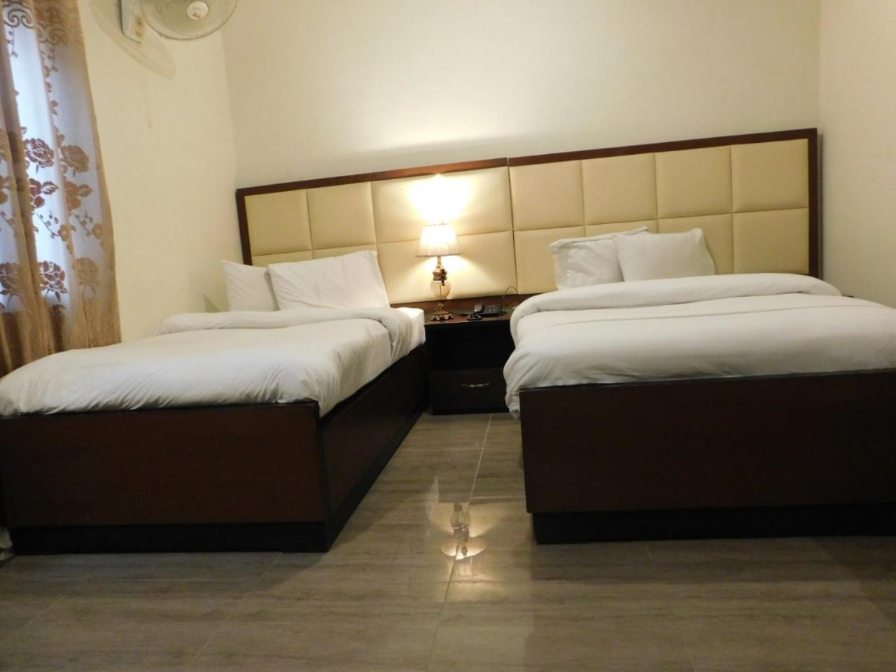 Hotel Silver Sand Multan Ngoại thất bức ảnh